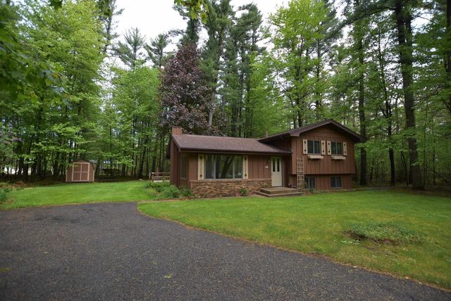 W8664 BUCKHORN CIRCLE, Wautoma, WI 54982