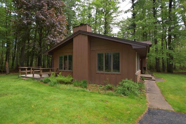 W8664 BUCKHORN CIRCLE, Wautoma, WI 54982