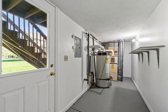 27 Heritage Dr 27, Tewksbury, MA 01876
