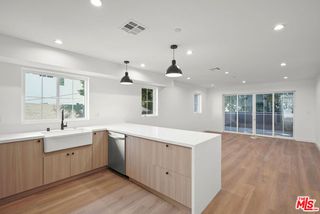 1331 N June Street 3/4, Los Angeles, CA 90028
