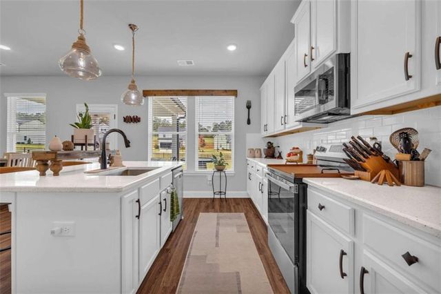 123 Applewood Way, Homer, GA 30547