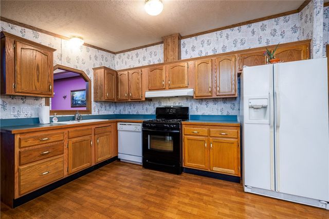 6393 Kims Drive B144C, Victor, NY 14564