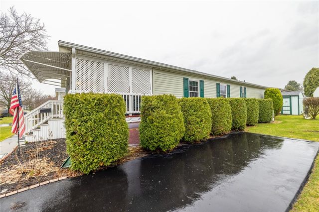 6393 Kims Drive B144C, Victor, NY 14564