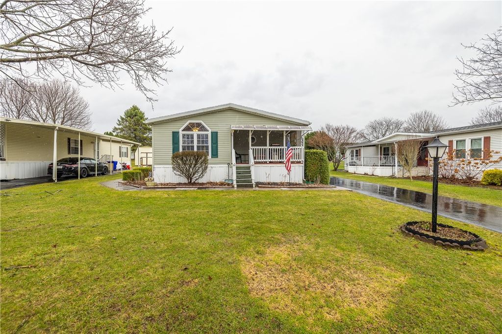 6393 Kims Drive B144C, Victor, NY 14564