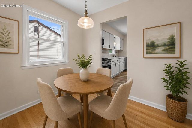 8111 W Lancaster AVENUE, Milwaukee, WI 53218