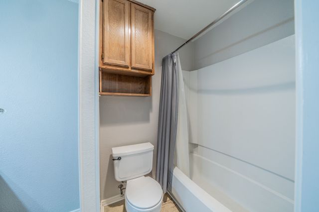 532 Rawls Circle, Irving, TX 75061