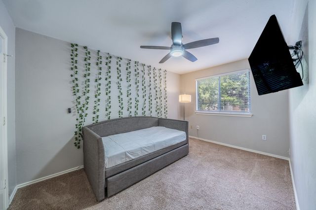 532 Rawls Circle, Irving, TX 75061