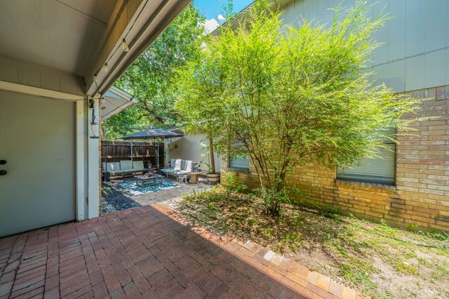532 Rawls Circle, Irving, TX 75061