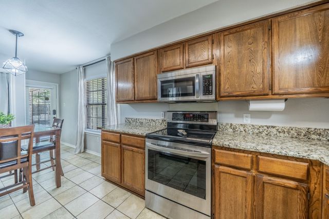 532 Rawls Circle, Irving, TX 75061