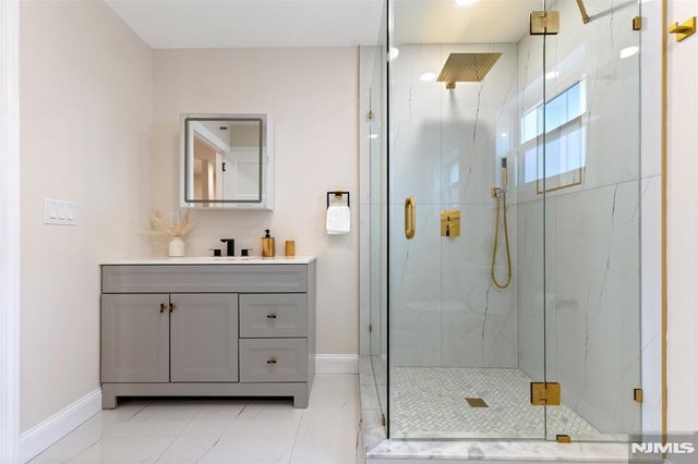 116 Rockwood Place, Englewood, NJ 07631