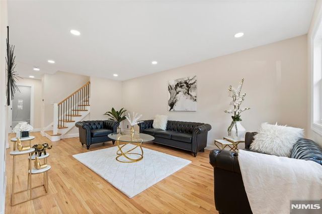 116 Rockwood Place, Englewood, NJ 07631