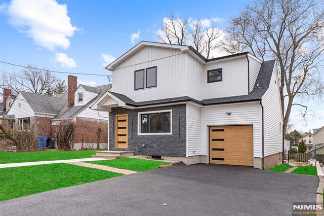 116 Rockwood Place, Englewood, NJ 07631