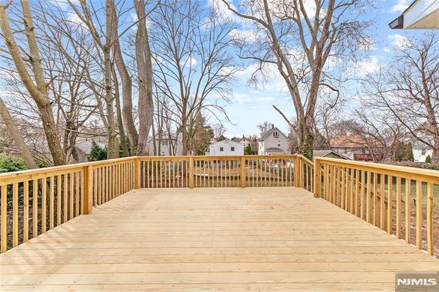 116 Rockwood Place, Englewood, NJ 07631