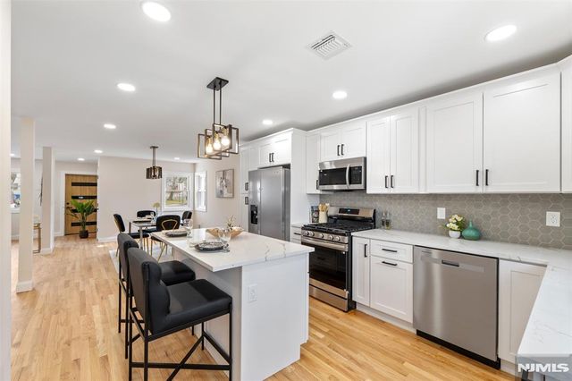 116 Rockwood Place, Englewood, NJ 07631