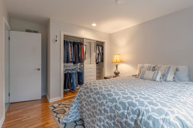 3514 Edinburgh, Kalamazoo City, MI 49006