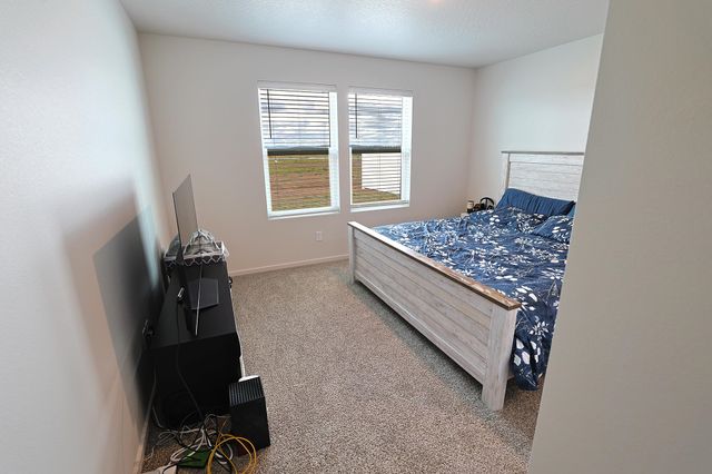 13540 W Crosswinds Ave, Airway Heights, WA 99001