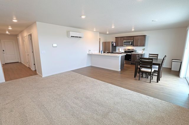 13540 W Crosswinds Ave, Airway Heights, WA 99001