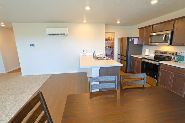13540 W Crosswinds Ave, Airway Heights, WA 99001