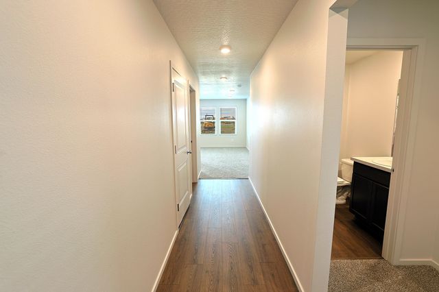 13540 W Crosswinds Ave, Airway Heights, WA 99001