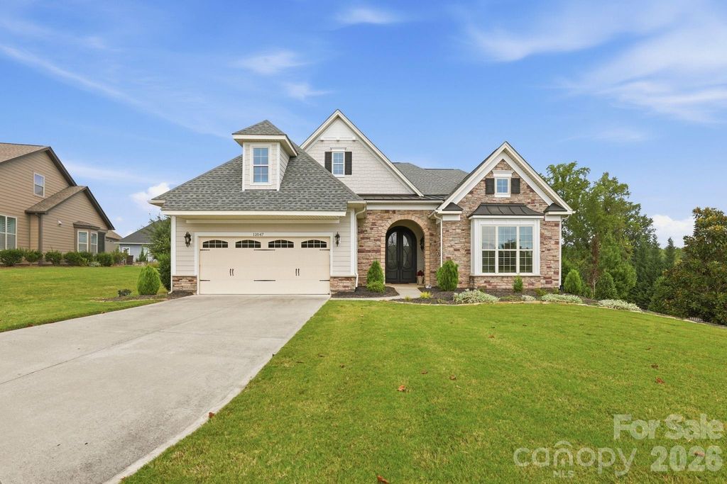 12047 Cove Court, Charlotte, NC 28278