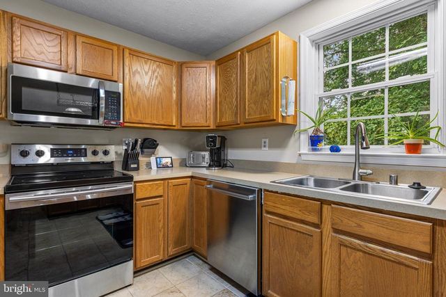 10112 BALLSTON RD, Fredericksburg, VA 22408