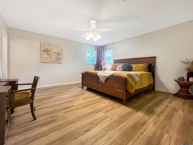 8054 Minglewood Ave, Denham Springs, LA 70706