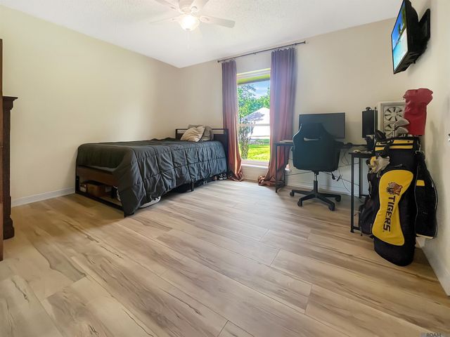 8054 Minglewood Ave, Denham Springs, LA 70706