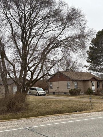 3312 County Highway CR, Manitowoc, WI 54220