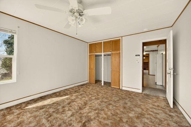 3363 Lone Pine Road, Medford, OR 97504