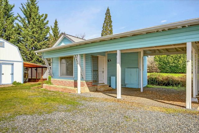 3363 Lone Pine Road, Medford, OR 97504