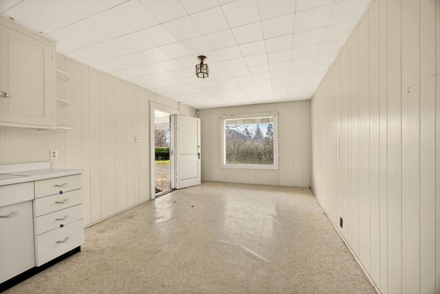 3363 Lone Pine Road, Medford, OR 97504