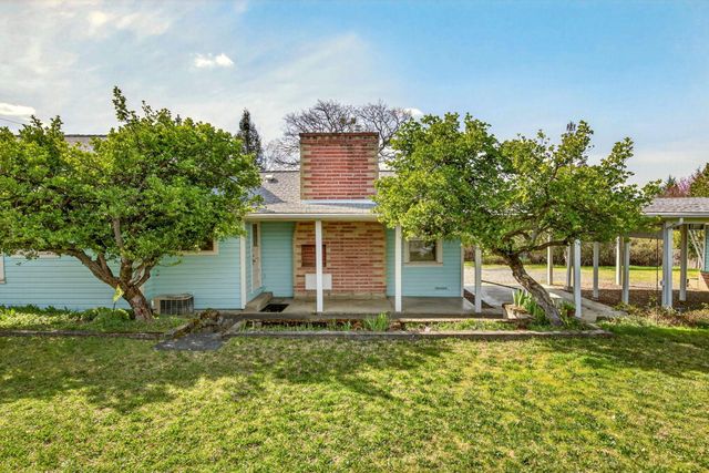 3363 Lone Pine Road, Medford, OR 97504