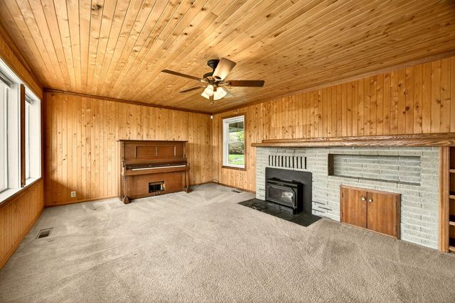 3363 Lone Pine Road, Medford, OR 97504