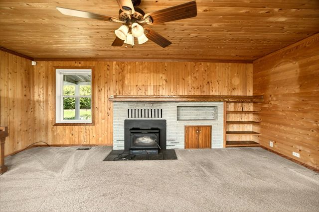 3363 Lone Pine Road, Medford, OR 97504