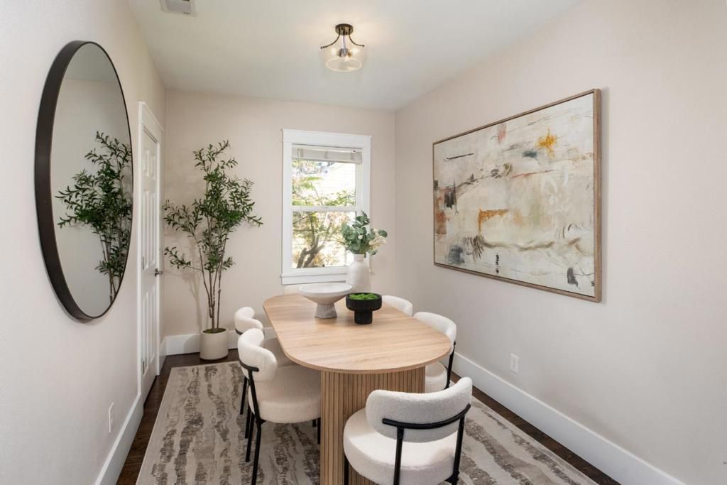 Image 12 of property listing at 111 N Willard Avenue, San Jose, CA 95126