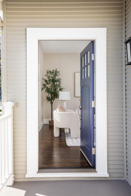 Image 6 of property listing at 111 N Willard Avenue, San Jose, CA 95126