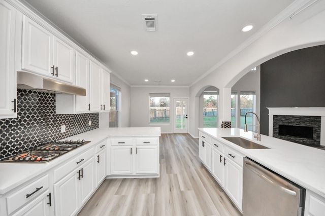 2415 San Conero Drive, Pearland, TX 77581