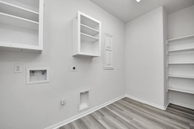 2415 San Conero Drive, Pearland, TX 77581