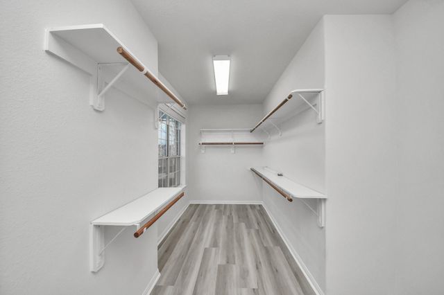 2415 San Conero Drive, Pearland, TX 77581