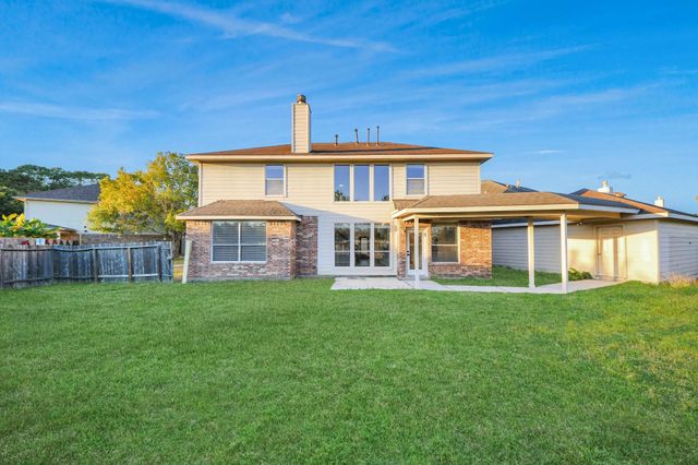 2415 San Conero Drive, Pearland, TX 77581