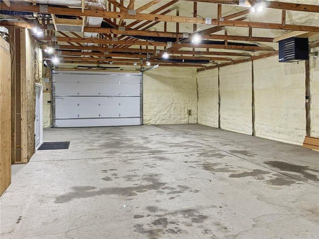 23058 160th Street, Altamont, MO 64620