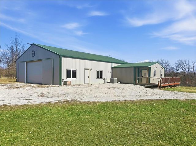 23058 160th Street, Altamont, MO 64620