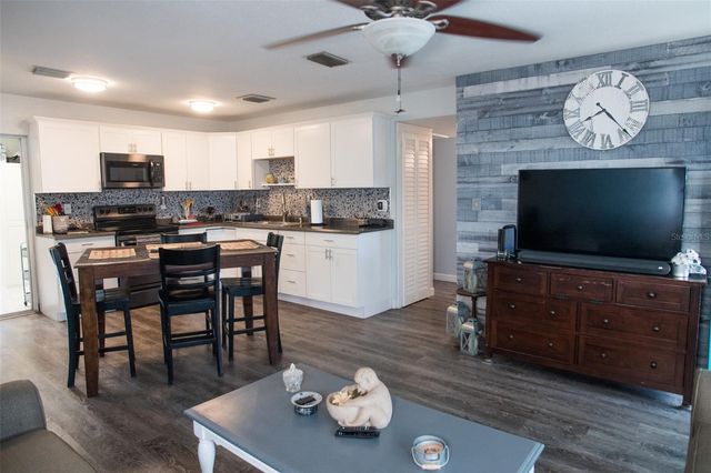 4240 69TH AVENUE N, Pinellas Park, FL 33781