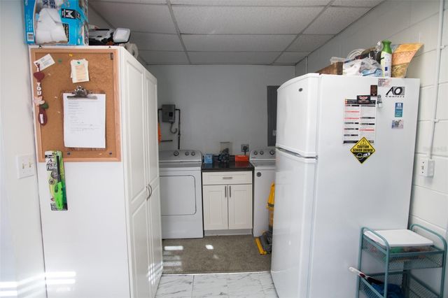 4240 69TH AVENUE N, Pinellas Park, FL 33781