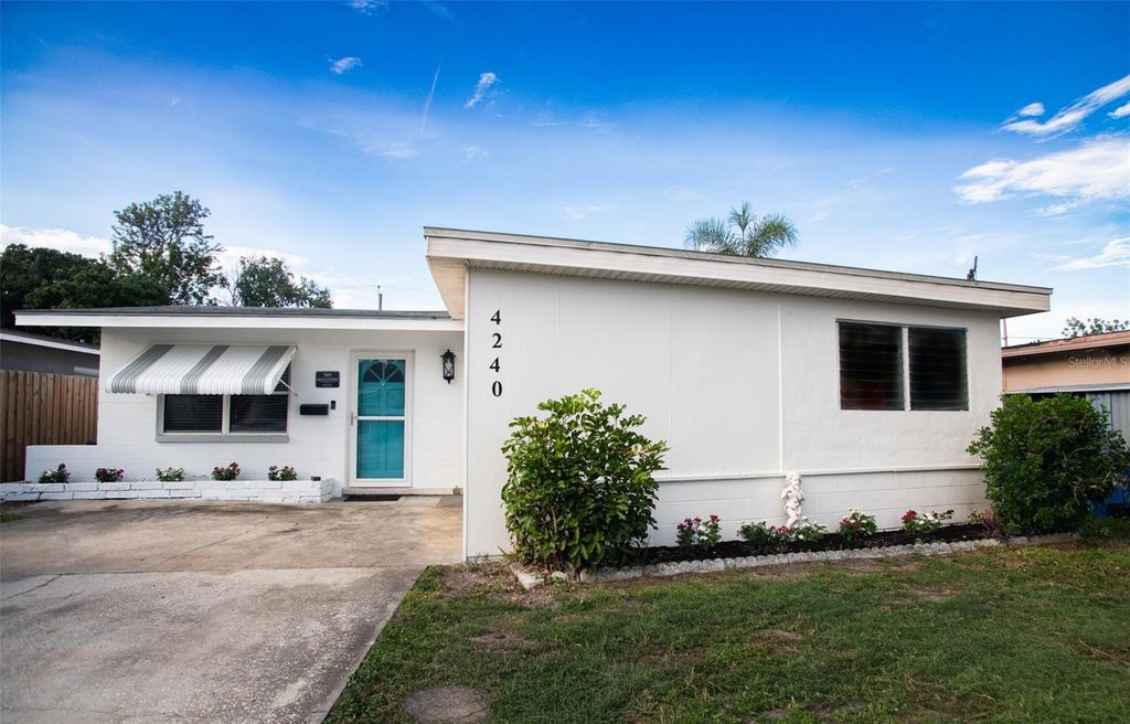 4240 69TH AVENUE N, Pinellas Park, FL 33781