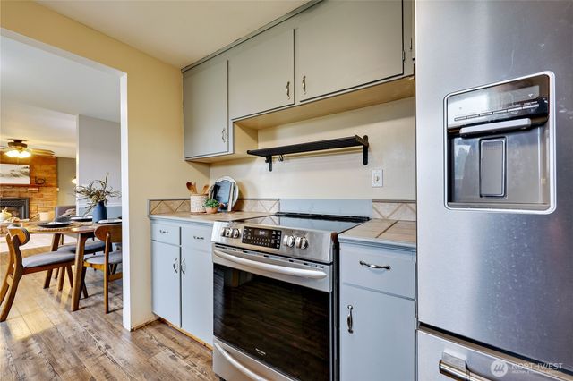 944 E 31st Street, Bremerton, WA 98310