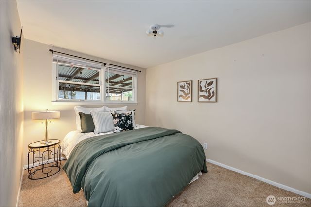 944 E 31st Street, Bremerton, WA 98310