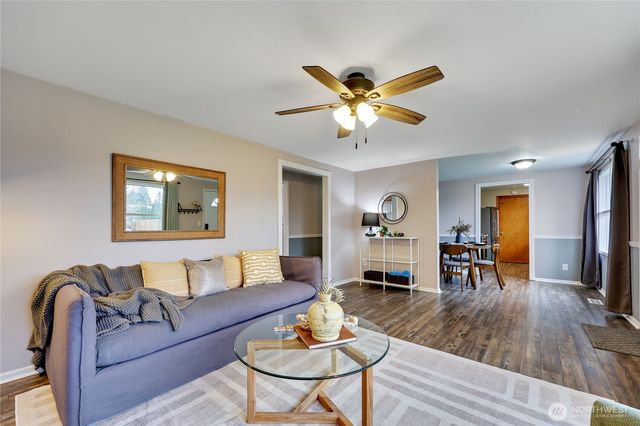 944 E 31st Street, Bremerton, WA 98310