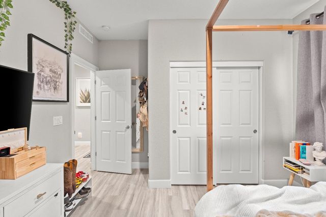 10118 Cornice Ct, Elk Grove, CA 95757