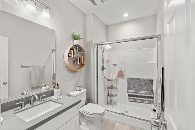 10118 Cornice Ct, Elk Grove, CA 95757